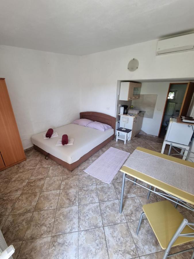Apartments Residenz Labinci - Einzeln Haus Casa Rustica Kaštelir Buitenkant foto